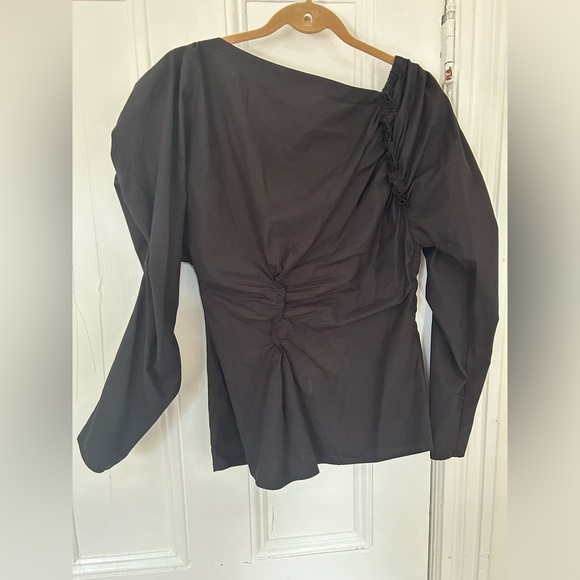 Rejina Pyo asymmetrical black top - 12 - Picture 3 of 9